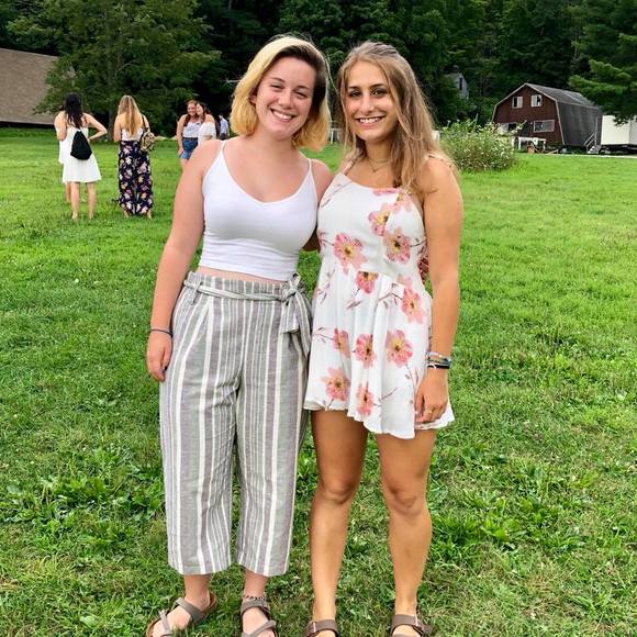 Meet your Posher, Rachel - Picture 1 of 1